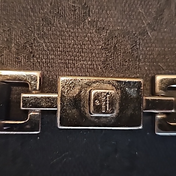 Gucci  Compact  Wallet - Picture 2 of 14